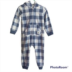 *NWT Carter’s Long Sleeve Hoodie Onesie size 18mnths